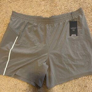 VSRT Men’s Gray Athletic Shorts with Elastic Waistband and Moisture-Wicking